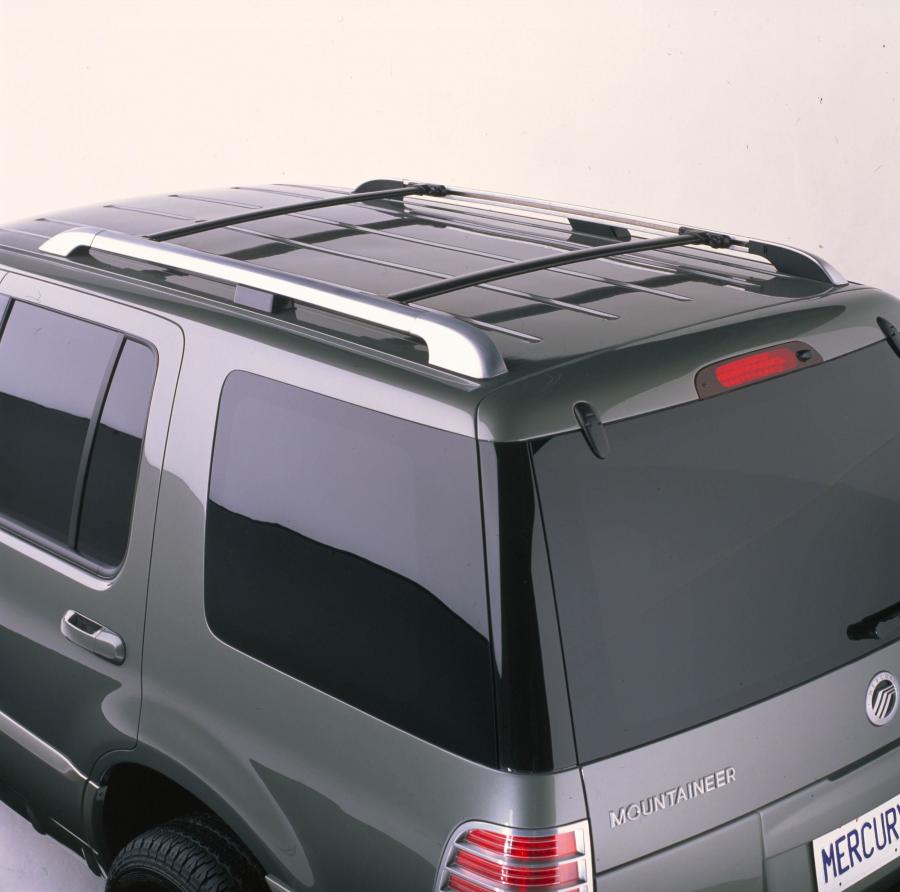  Mercury Mountaineer Concept 2000 года  (фото 9 из 17)